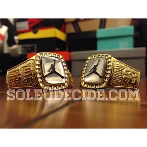 Image of Championship Ring Lacelocks